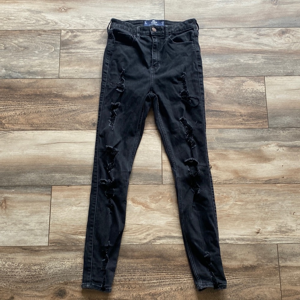 Black skinny jeans